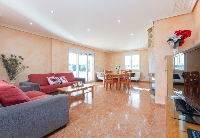 Villa in Crevillente - Fidalsa Dom Perignon 