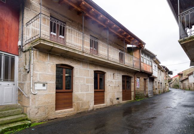 Cottage in Ourense - Gran Casiña Rural Queimada 