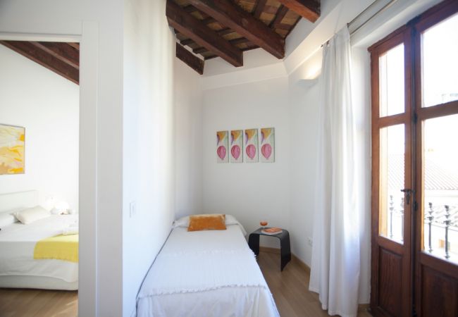 Apartment in Valencia / València - Bolseria IV