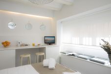 Studio in Valencia / València - Botanico Room I