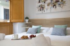 Studio in Valencia / València - Collado