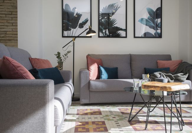 Apartment in Valencia - Parque Central XIV