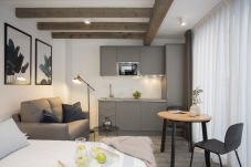 Studio in Valencia / València - Parque Central V