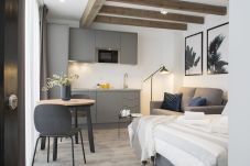 Studio in Valencia / València - Parque Central VI