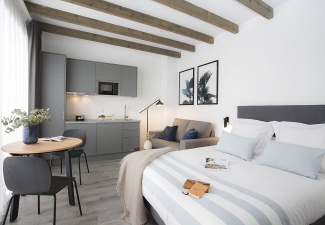 Studio in Valencia - Parque Central VIII