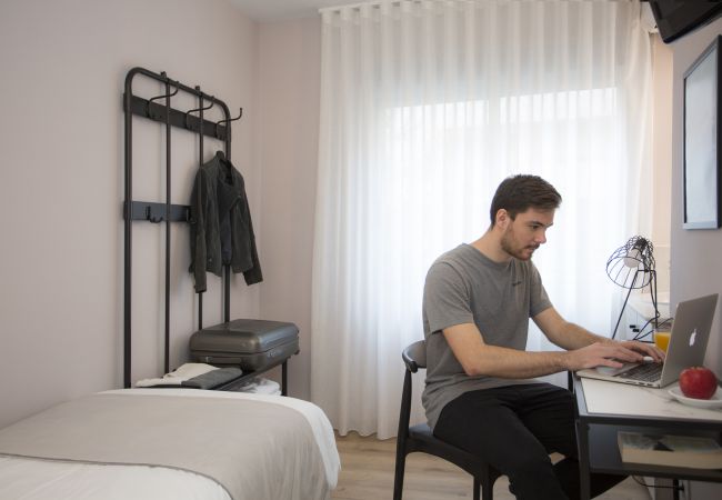 Rent by room in Valencia - Palacios Rooms 8