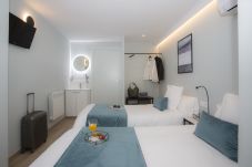 Hostal Palacios Rooms Bedroom 02