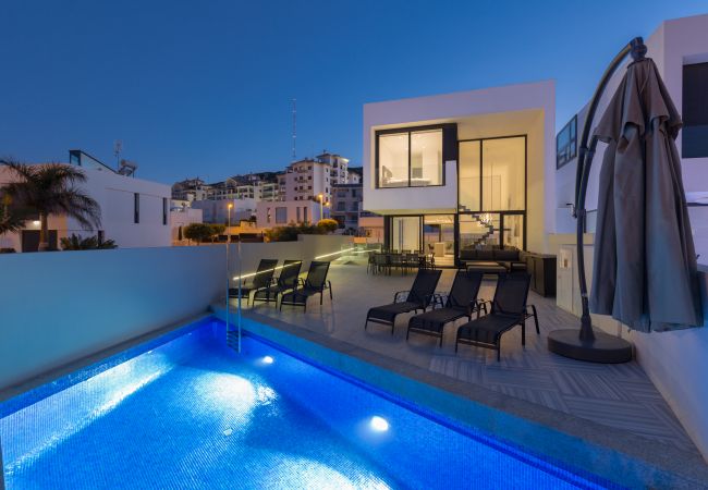 Villa in Guardamar - Fidalsa Moet & Chandon Sea Views