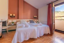 Rent by room in Trucios - Fidalsa River Valley View
